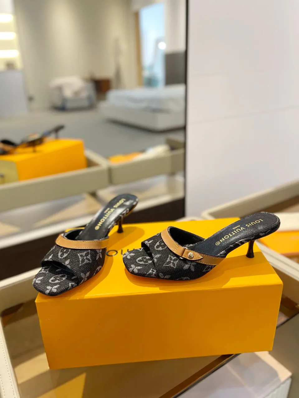 Босоножки Женские Louis Vuitton 9865418