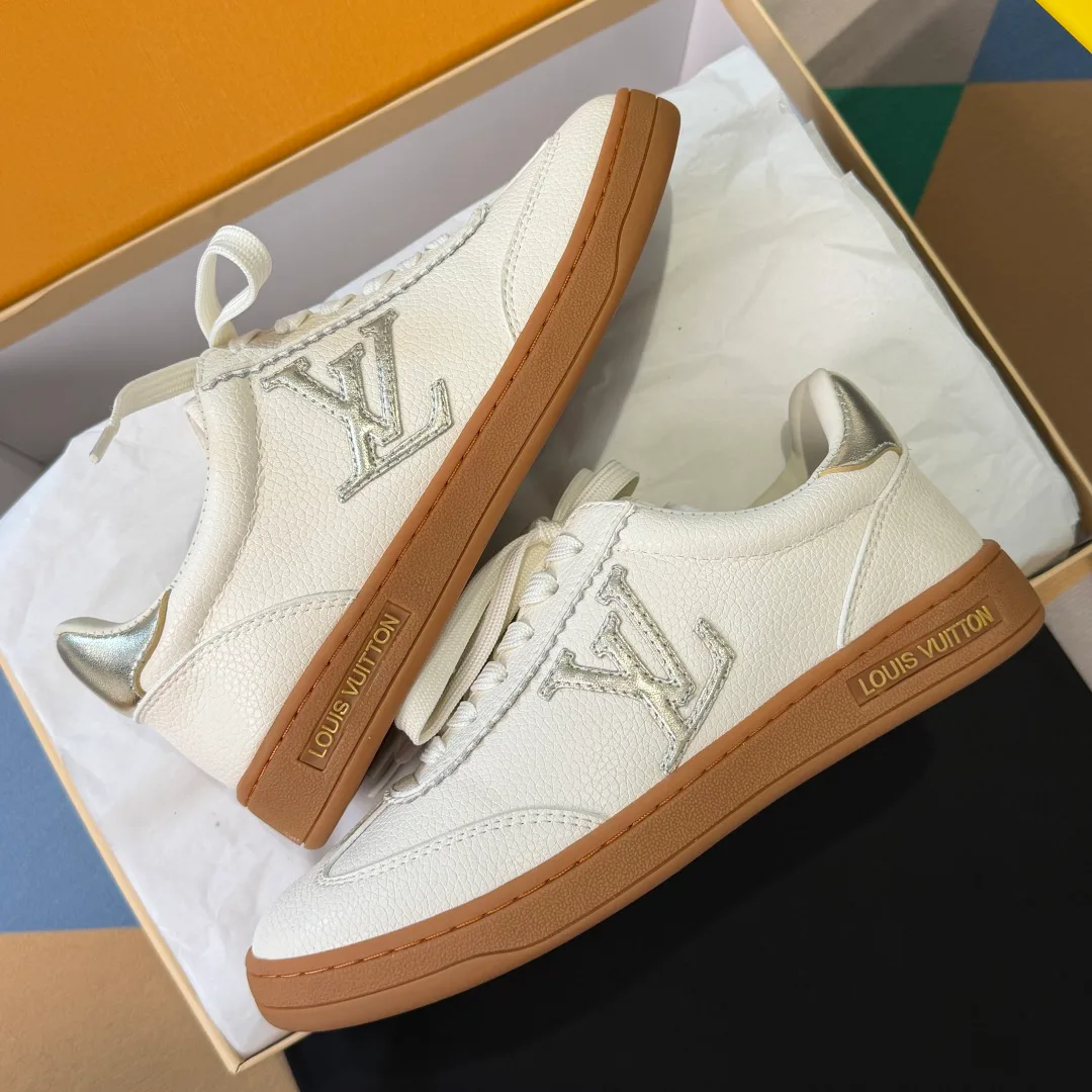 Кроссовки Женские Louis Vuitton 11696603