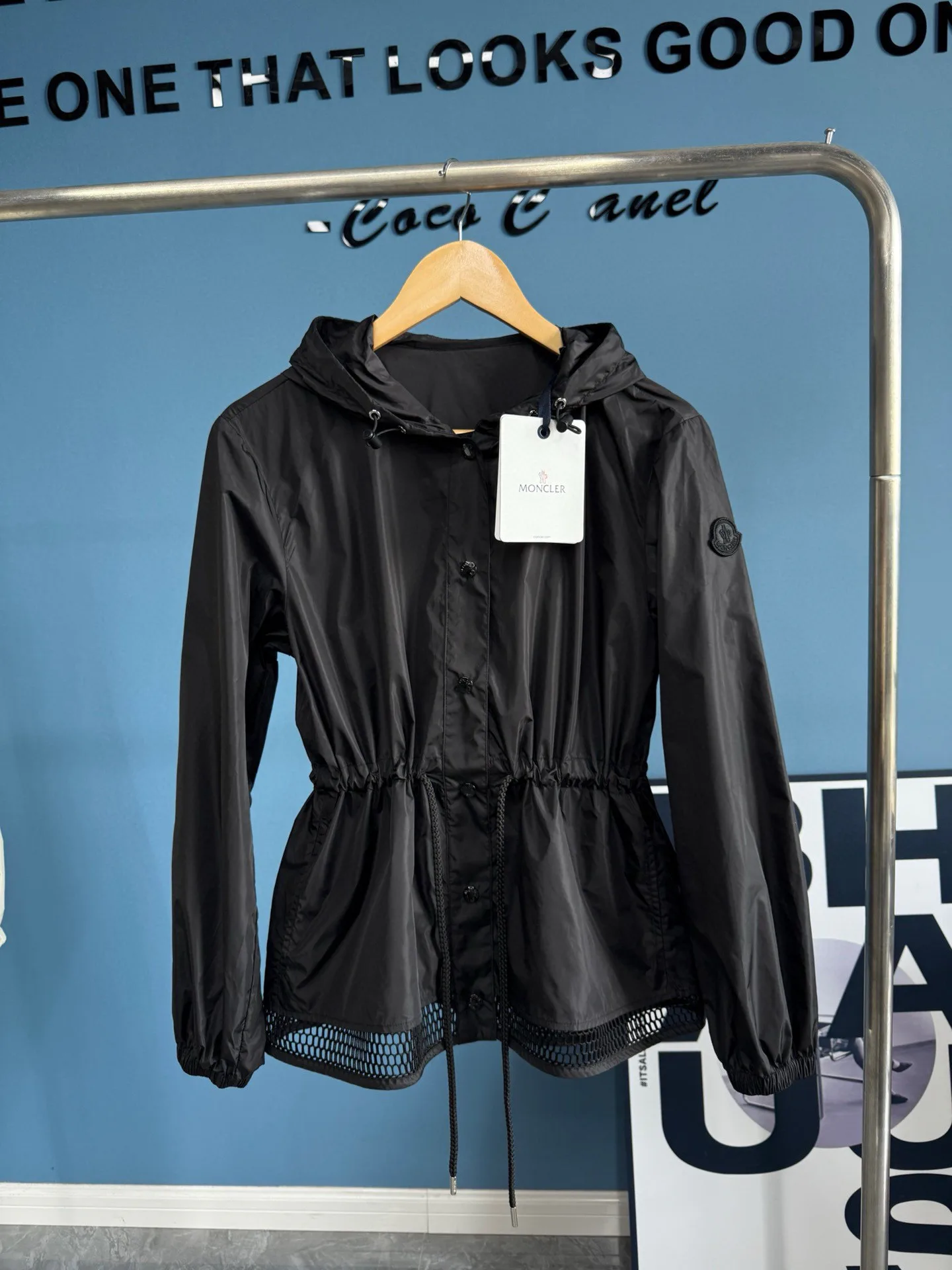 Куртки Женские Moncler Куртки Женские Moncler