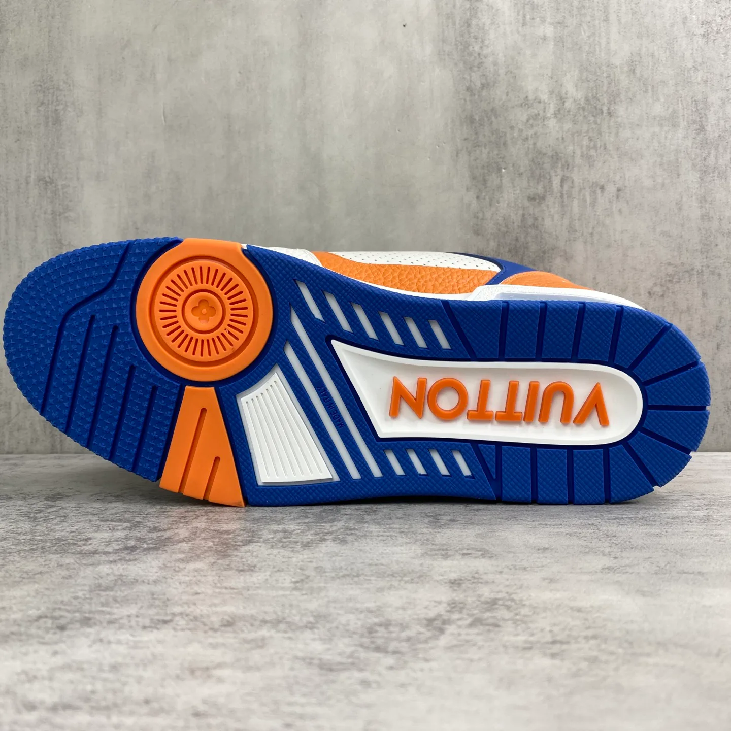 Кроссовки Мужские Louis Vuitton 599469