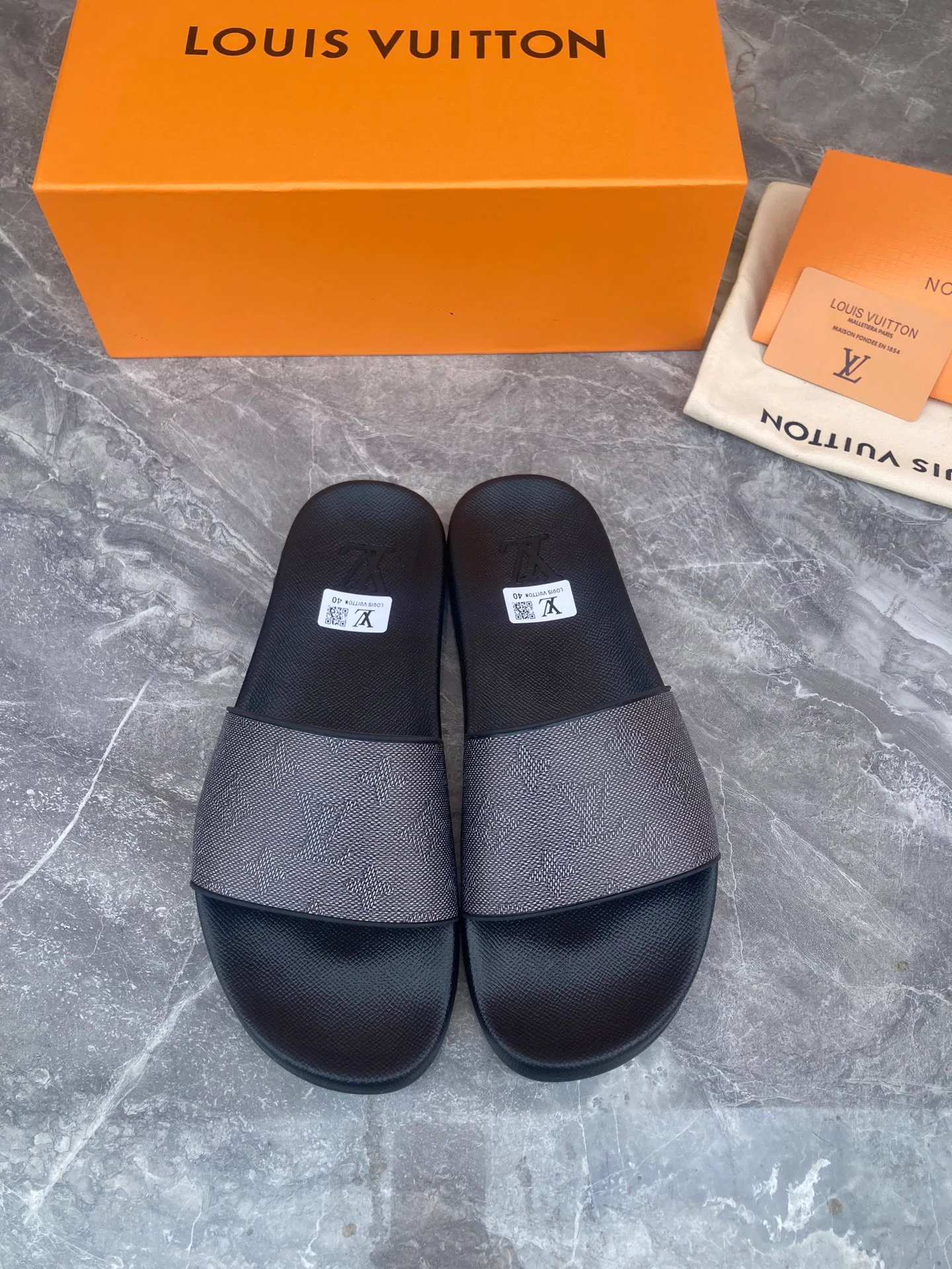 Шлепанцы Женские Louis Vuitton 5879848