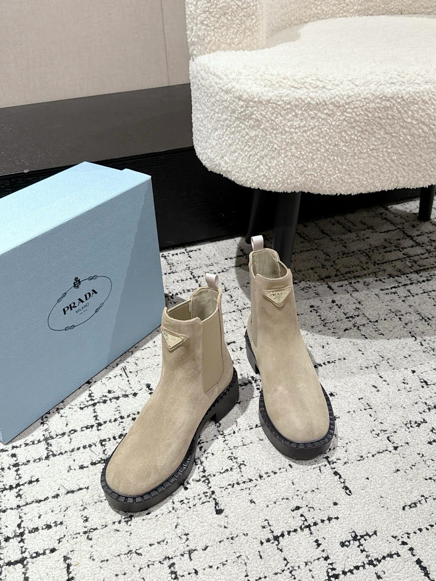 Ботинки Женские Prada 18703083