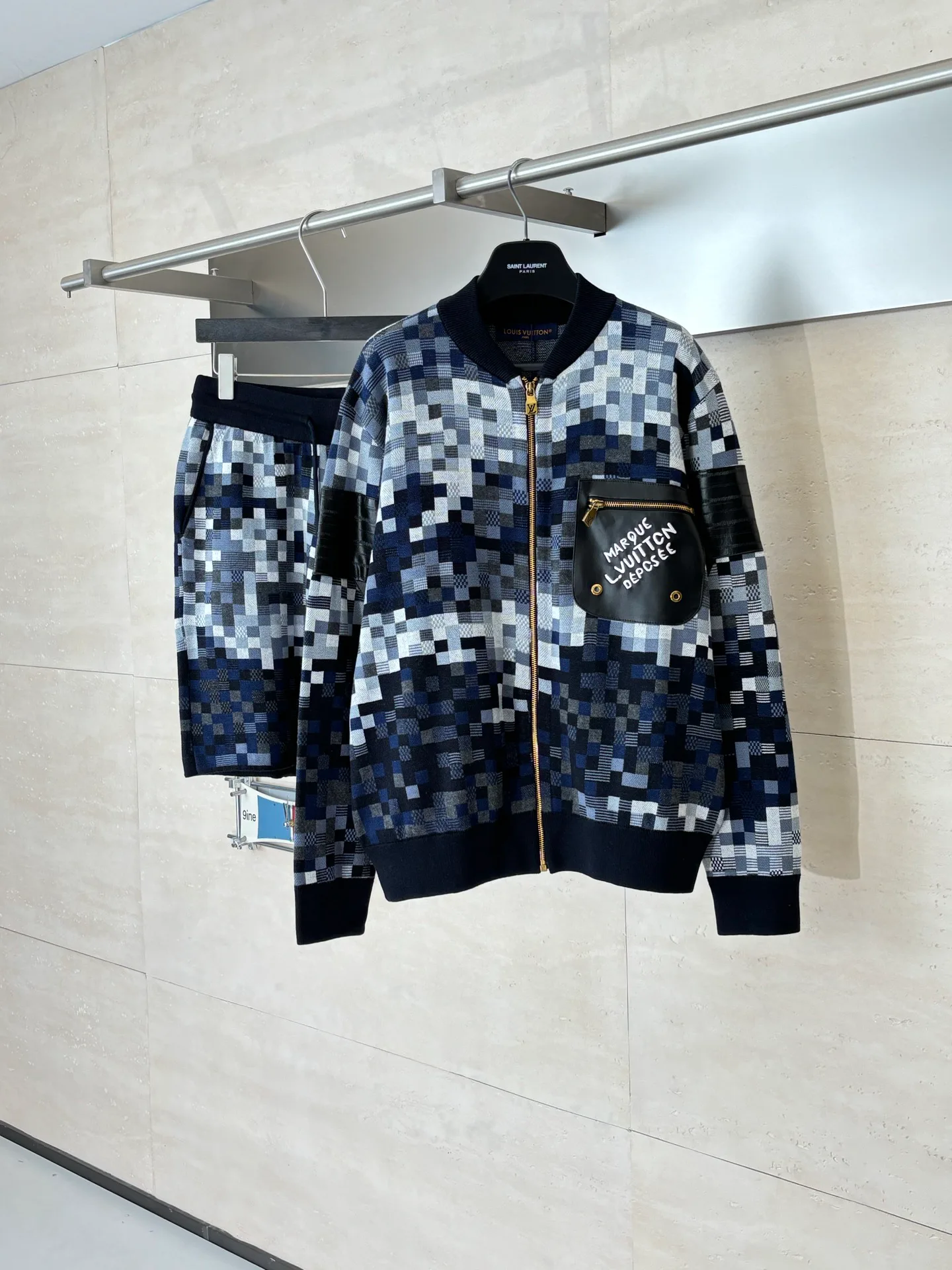 Куртки И Пуховики Мужские Louis Vuitton 11756556