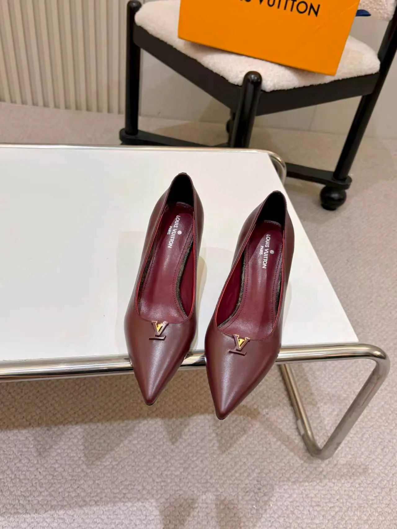 Туфли Женские Louis Vuitton 19763823