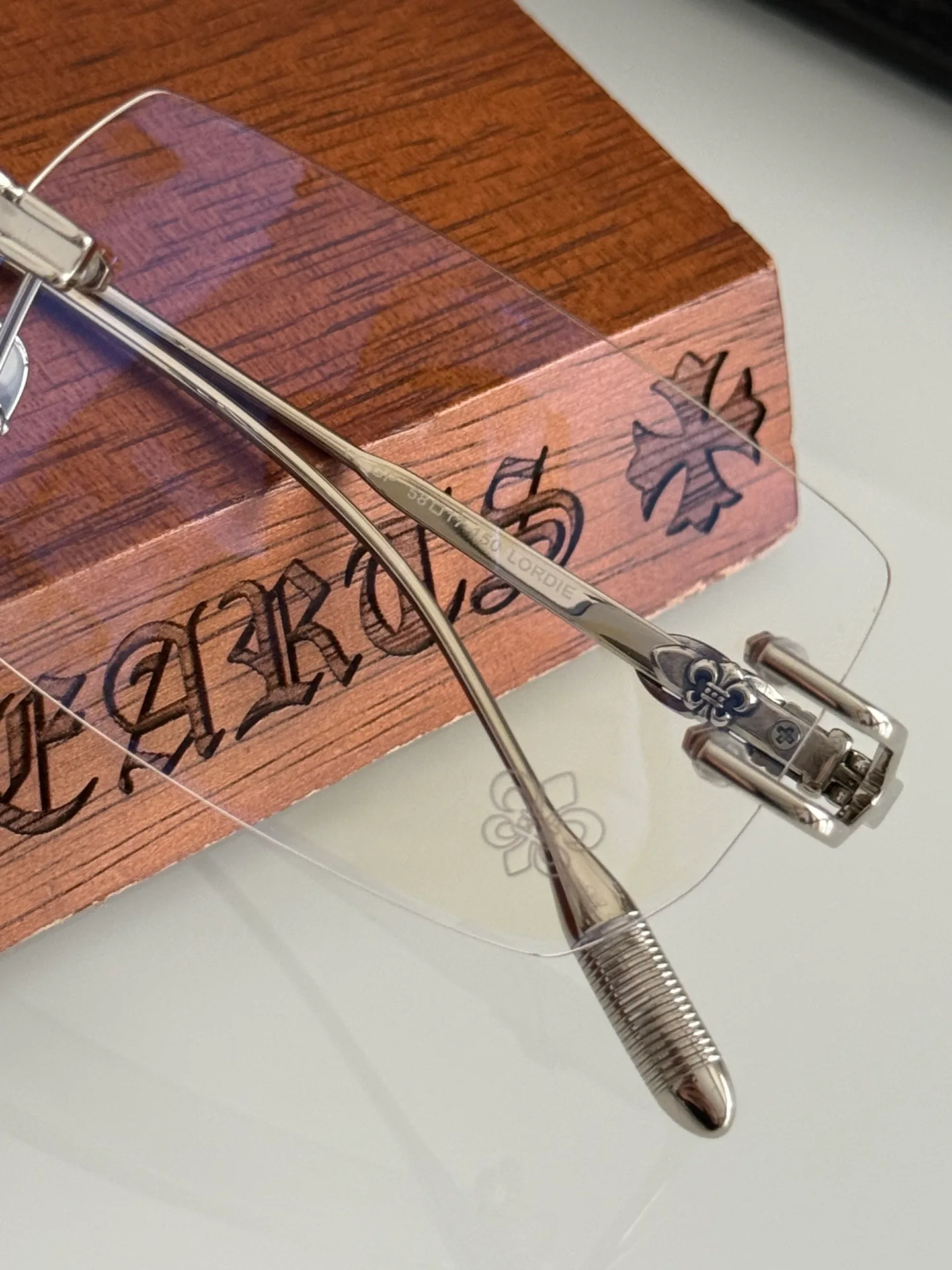 Очки Chrome Hearts 465686