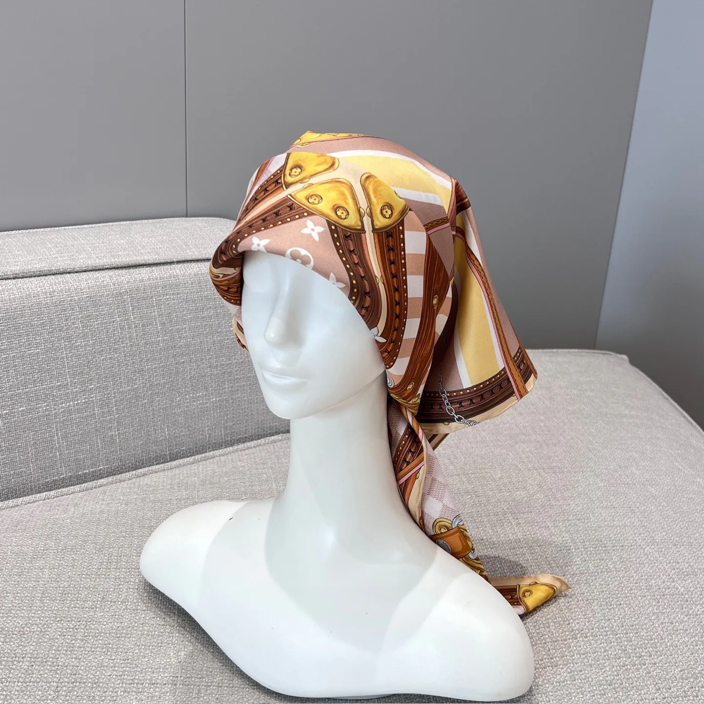 Платки Louis Vuitton 11613514