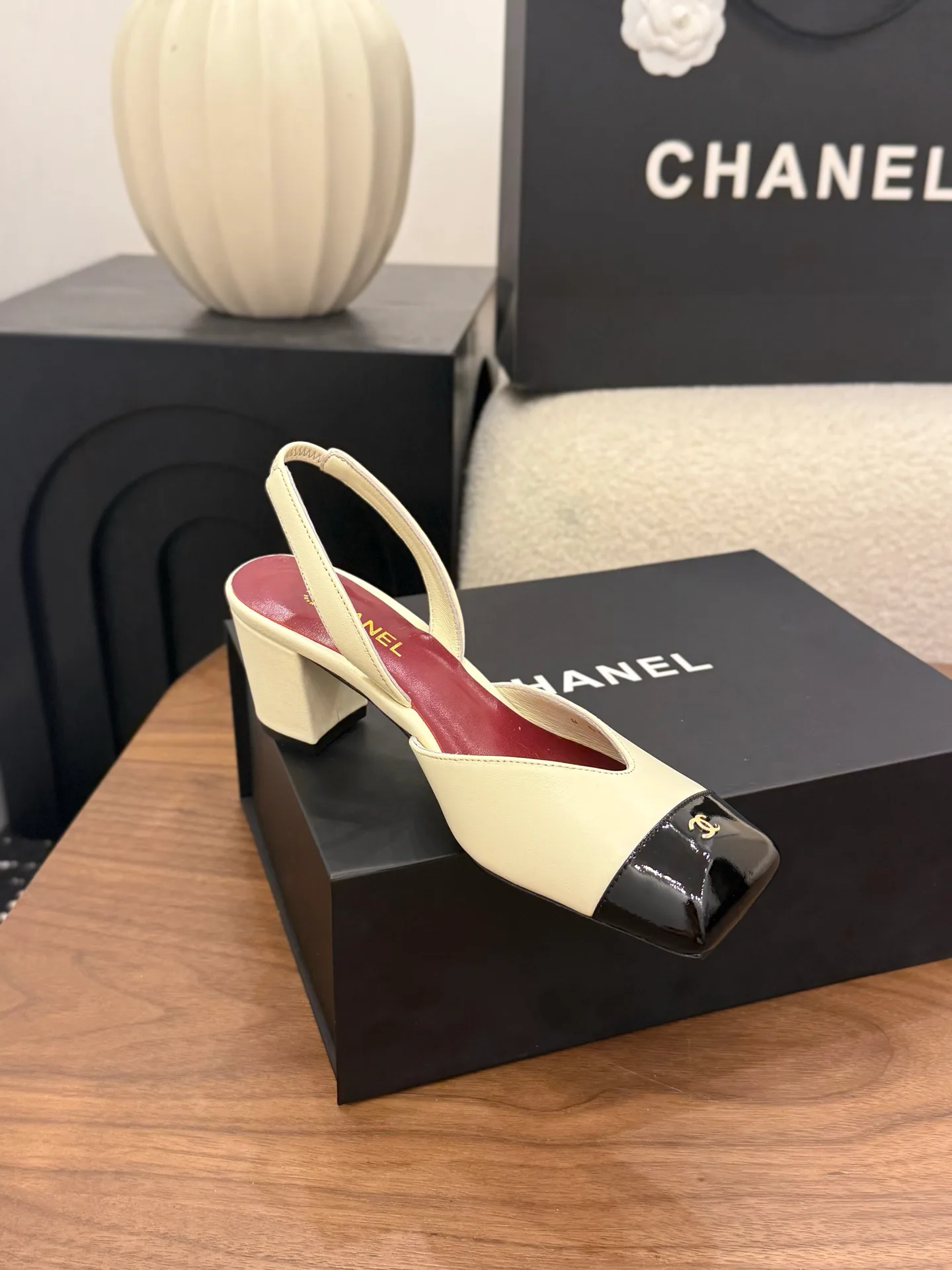 Туфли Женские Chanel 13444905