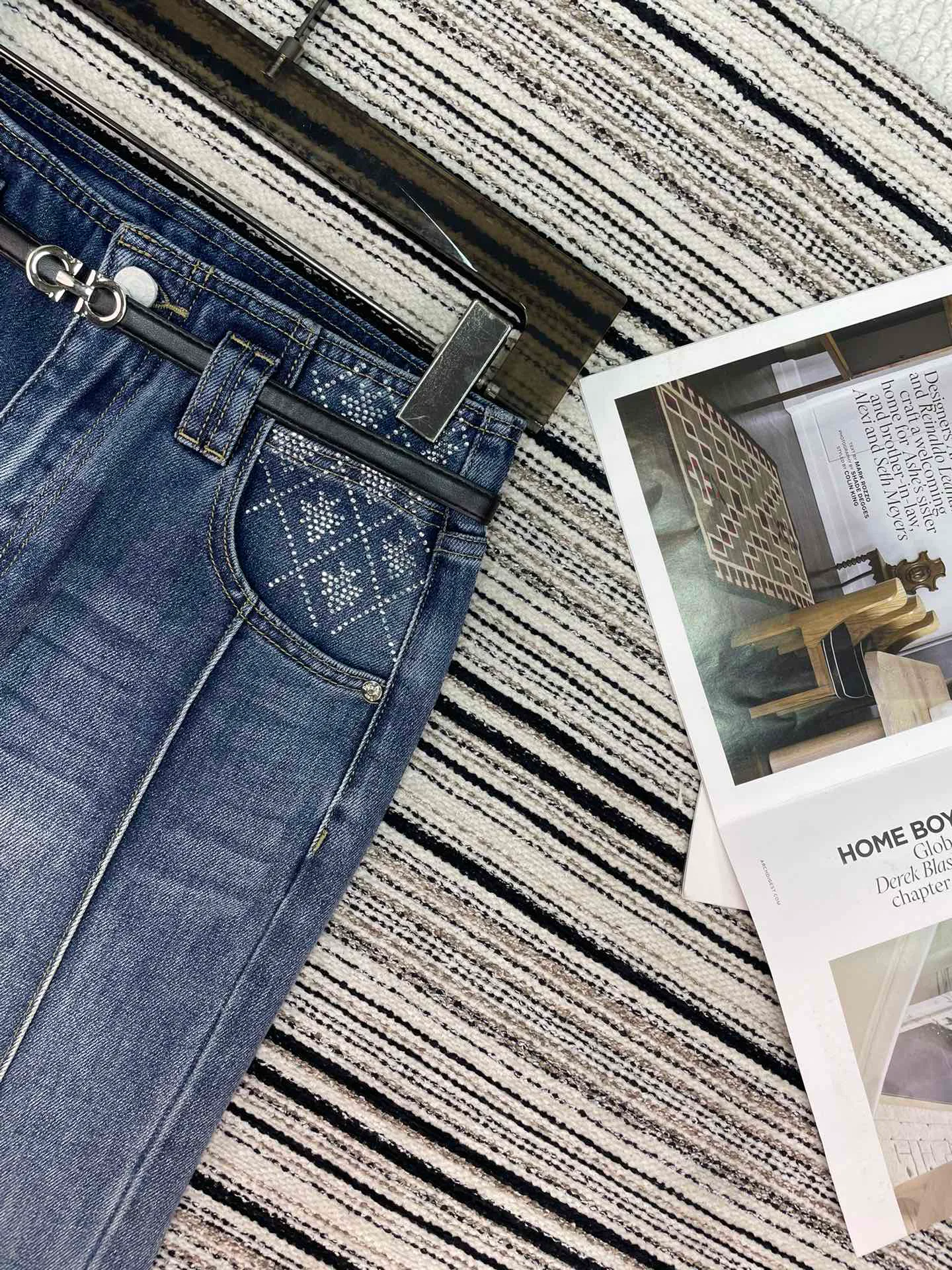 Джинсы Женские Christian Dior 10451111