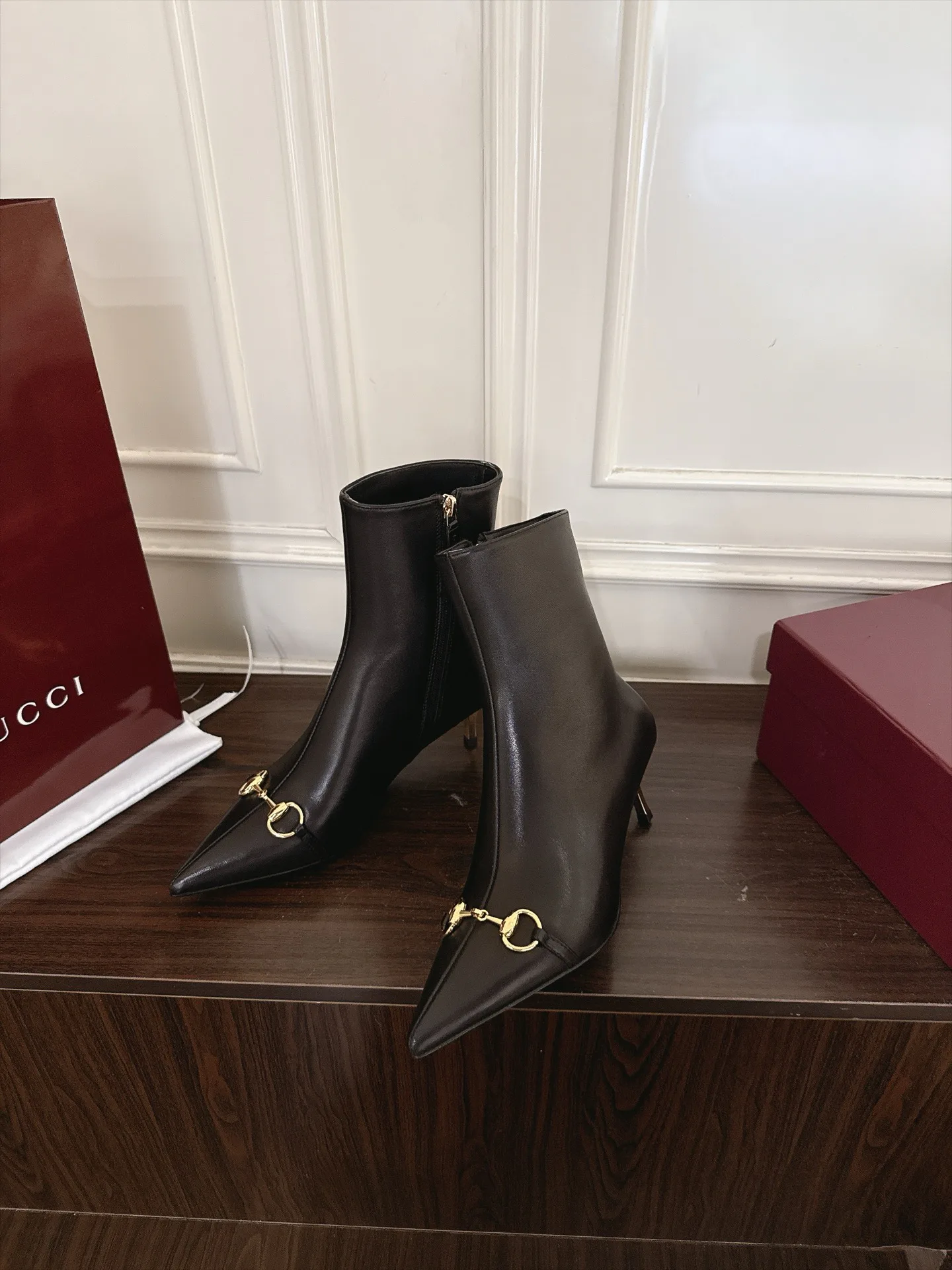 Ботильоны Женские Gucci 18143123