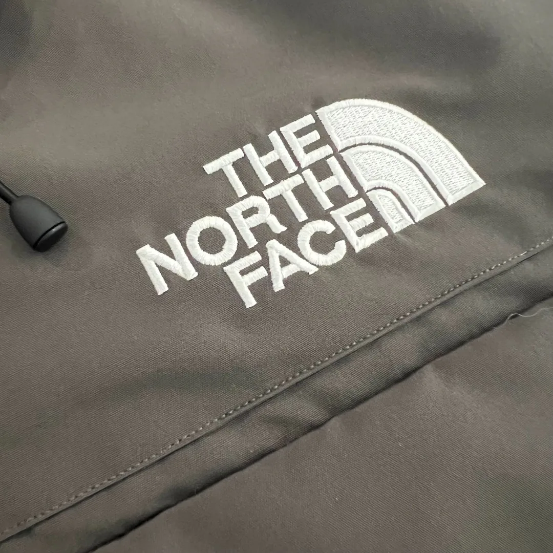 Куртки И Пуховики Женские The North Face 17902578
