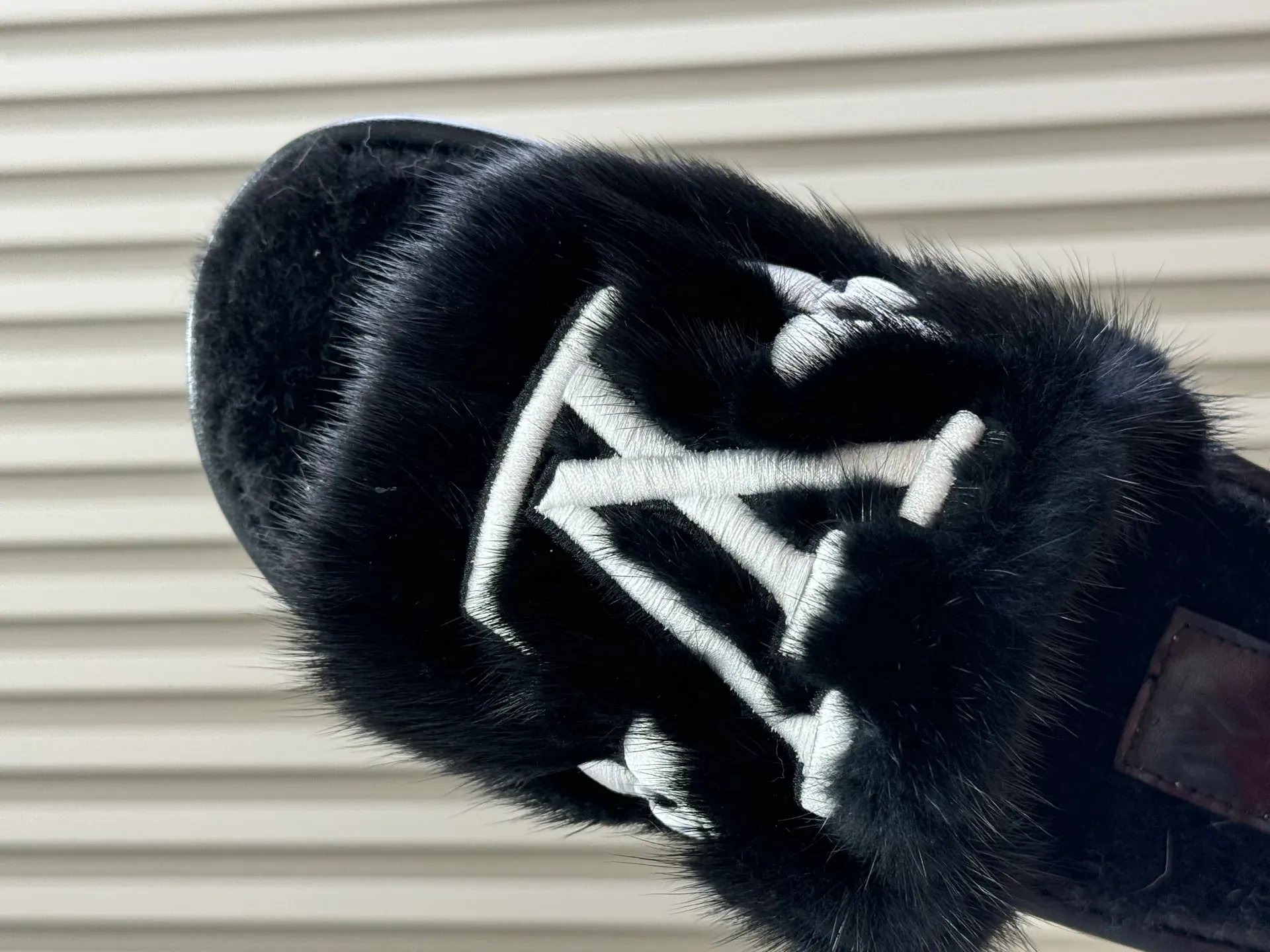 Тапочки Женские Louis Vuitton 137512