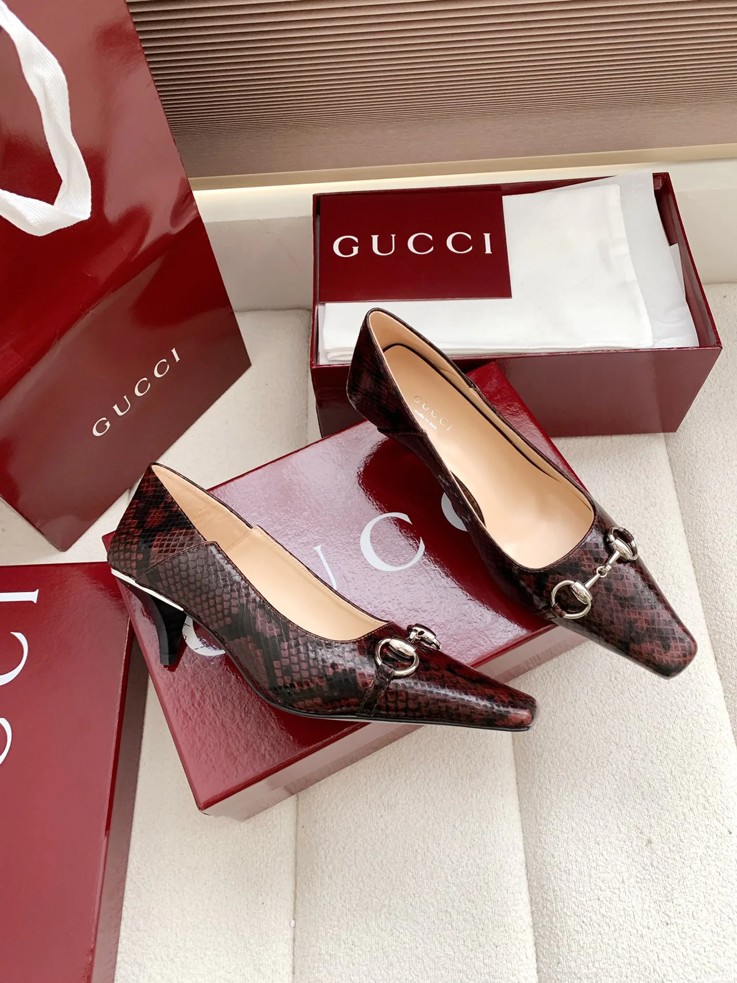 Туфли Женские Gucci 12699582