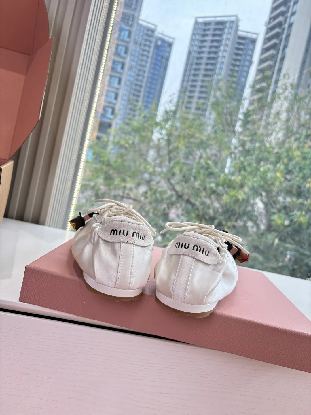 Кроссовки Женские Miu Miu 1138169