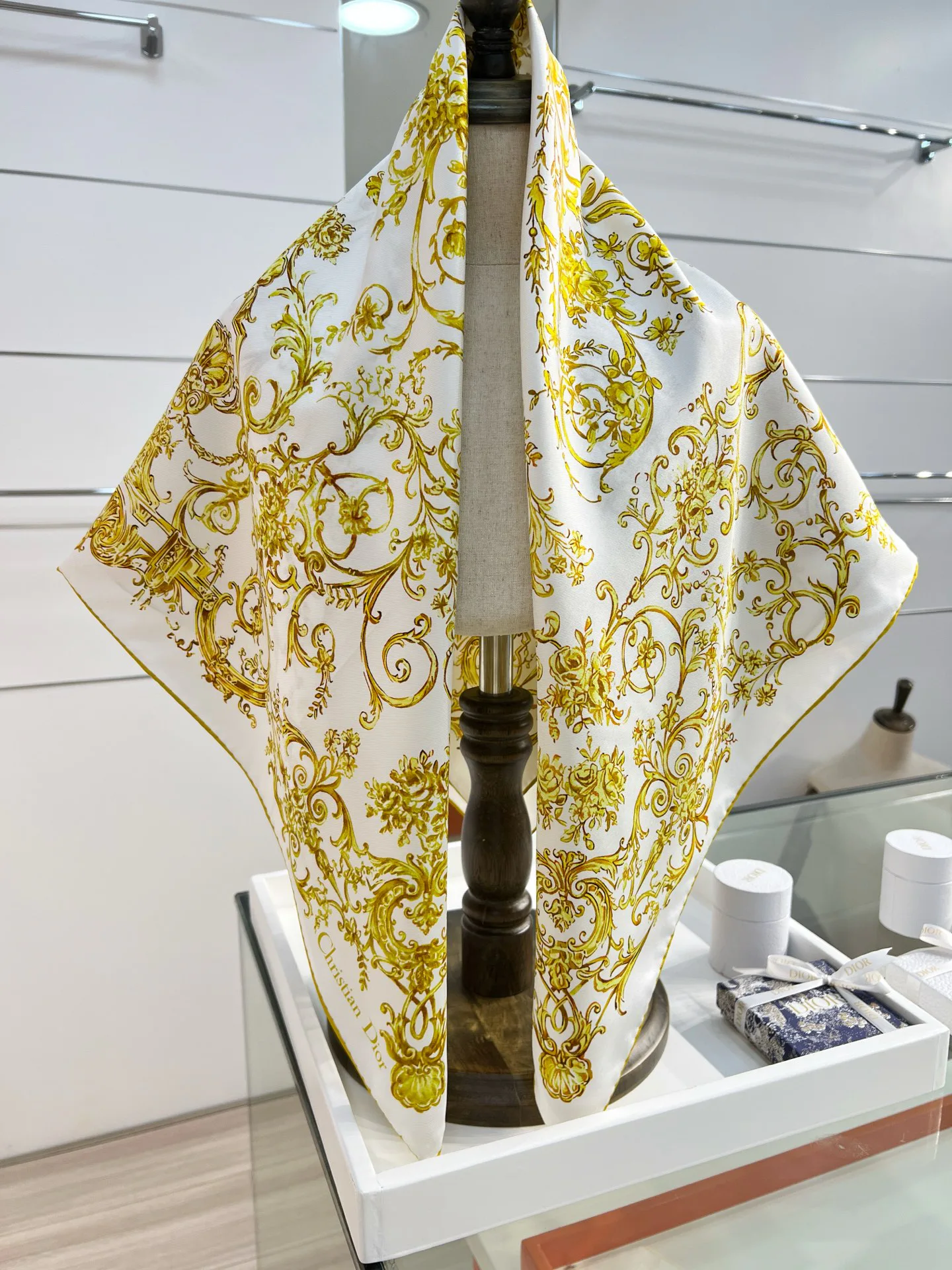 Платки Christian Dior 1769299