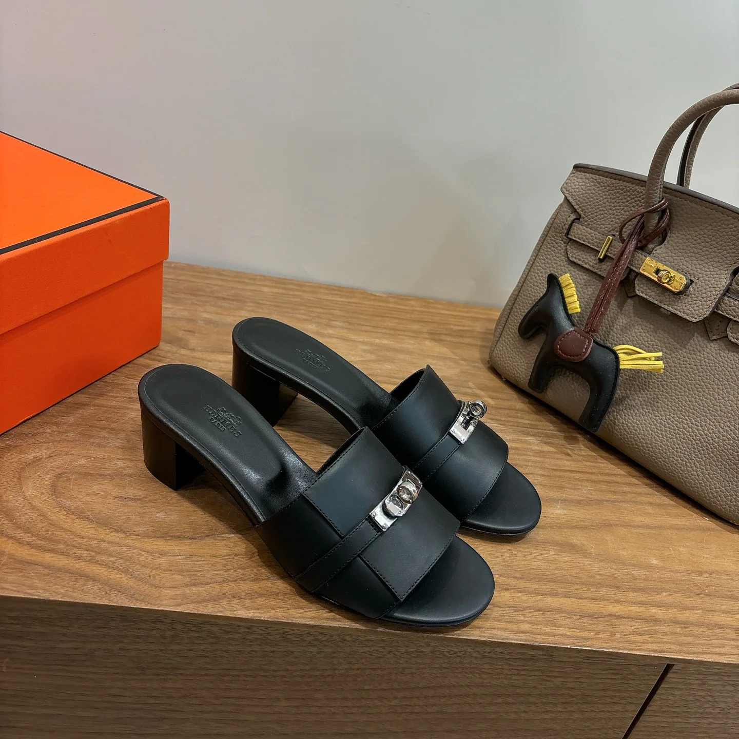 Туфли Женские Hermes 11622284