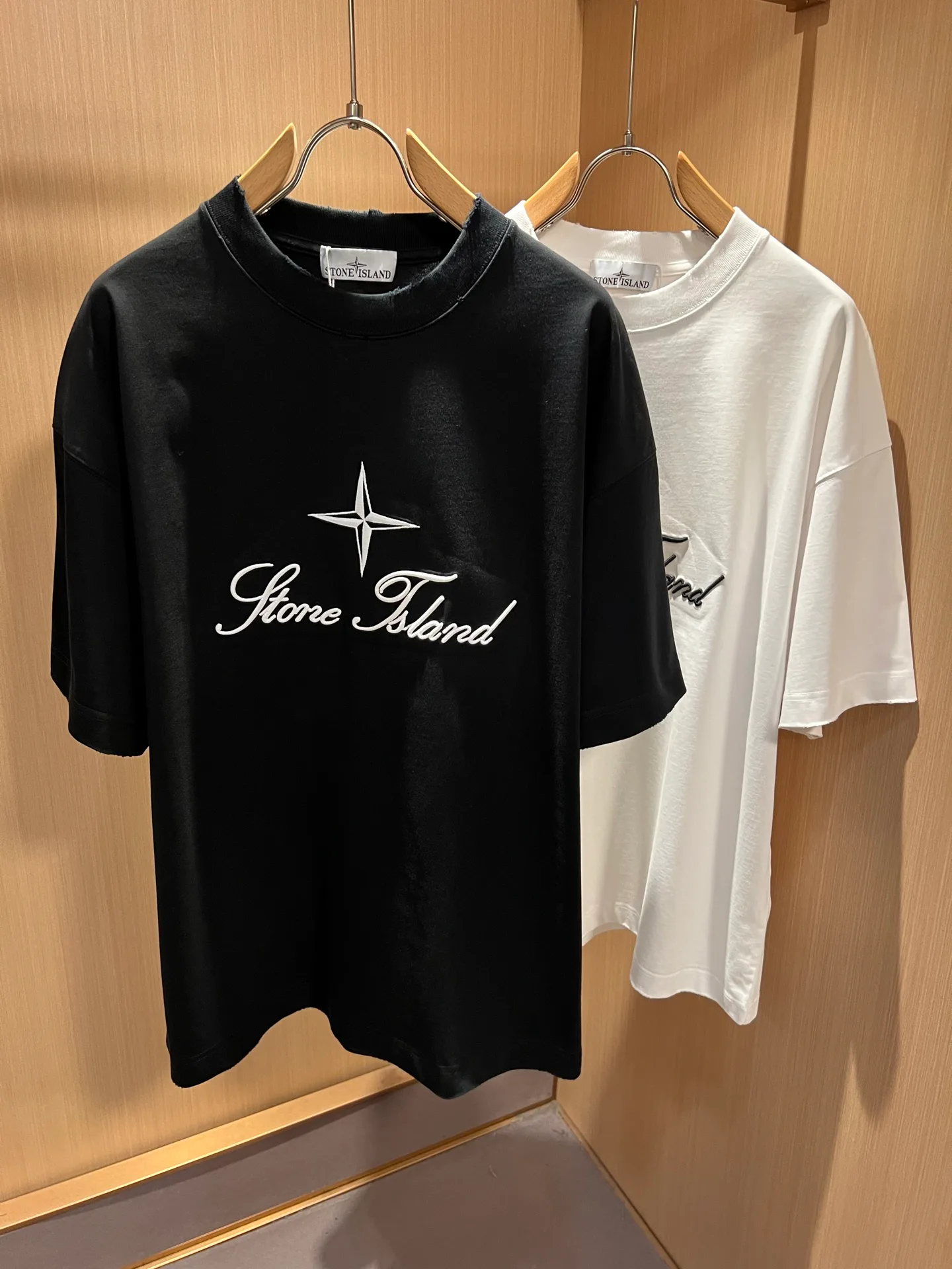 Футболки Женские Stone Island 11952803