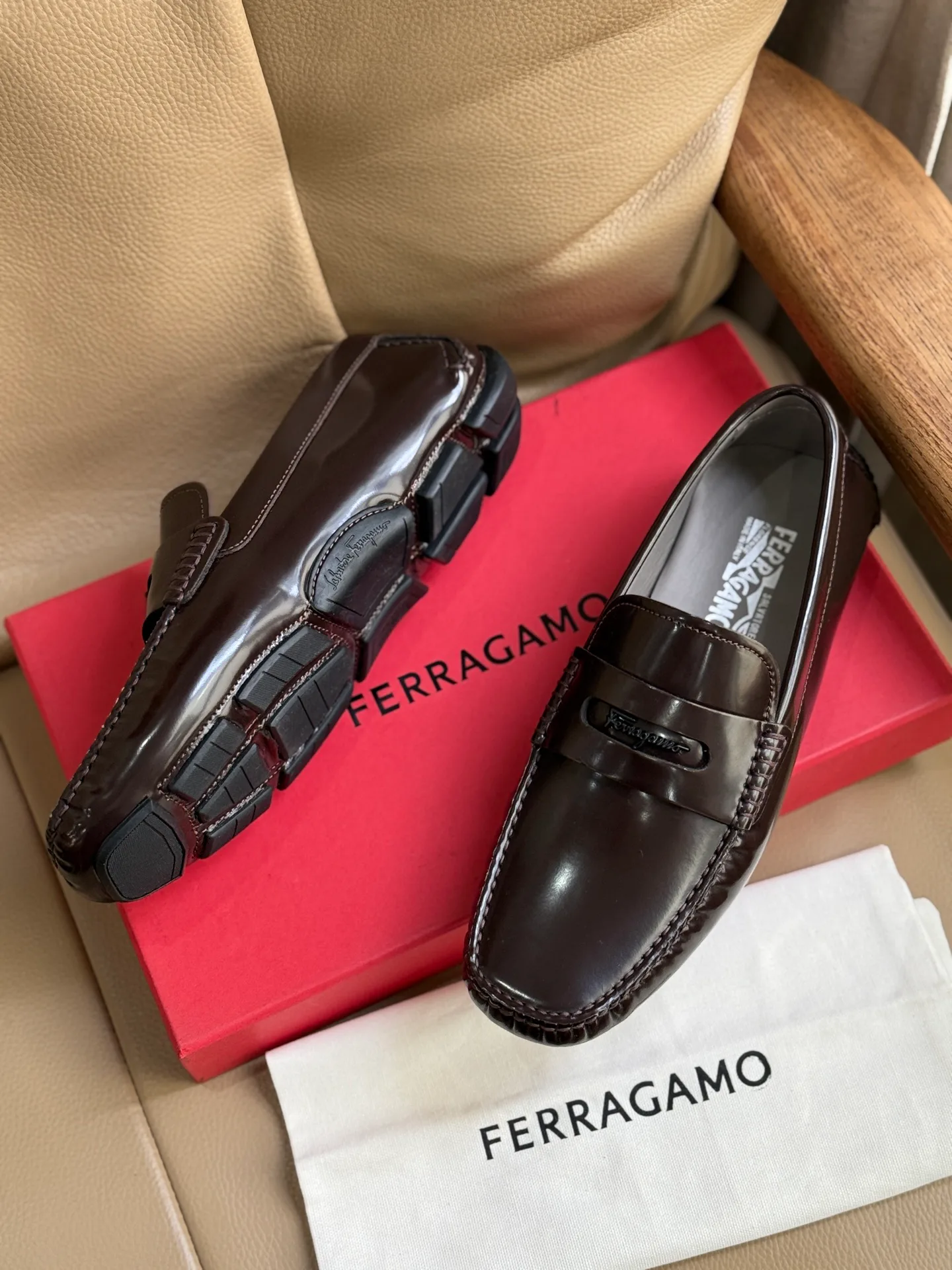 Лоферы И Туфли Мужские Salvatore Ferragamo 18117117