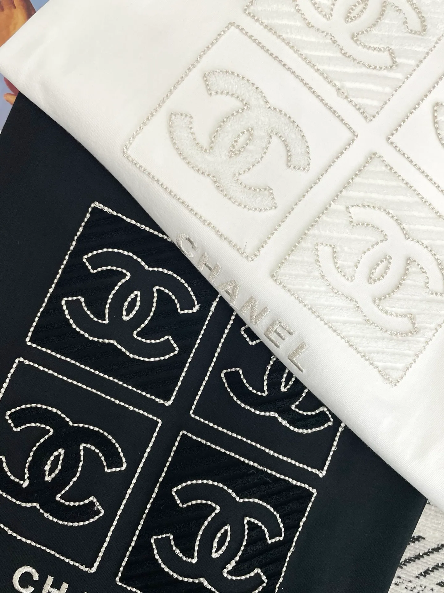 Футболки Женские Chanel 11516810