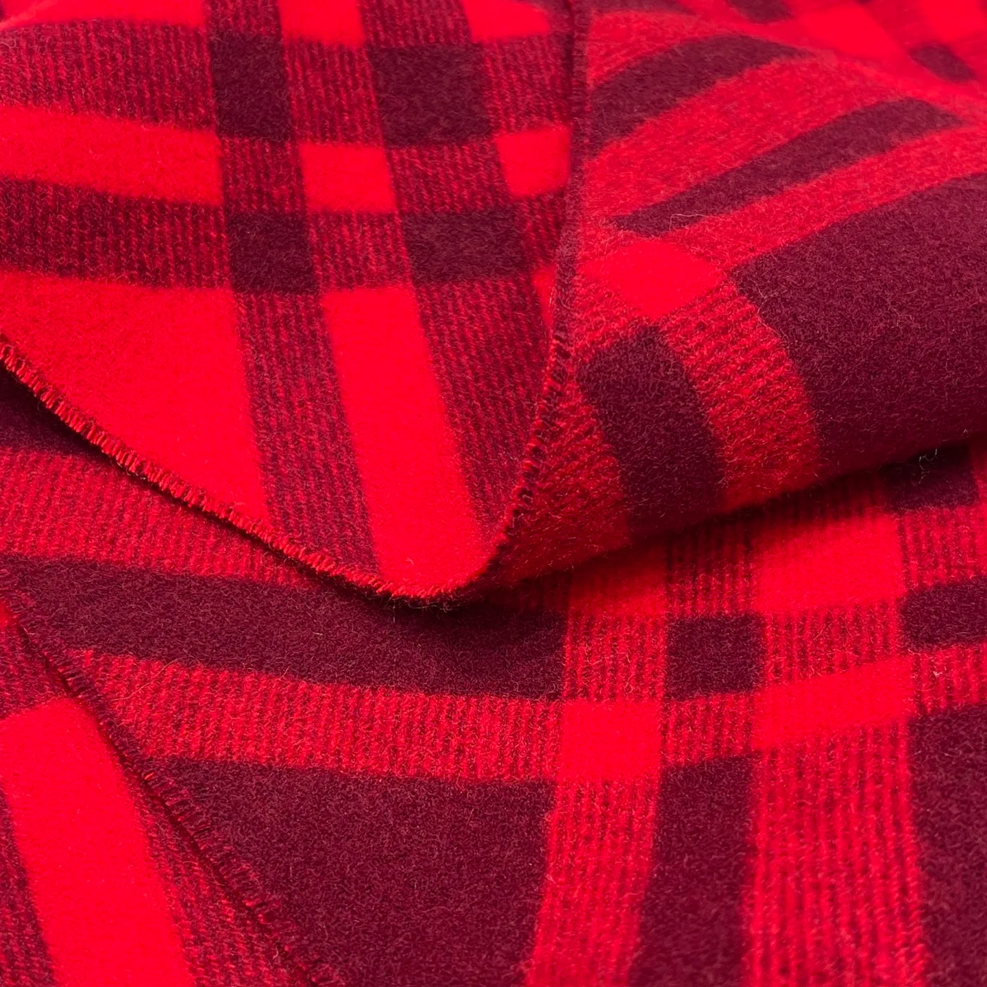 Шарфы Burberry 17945507