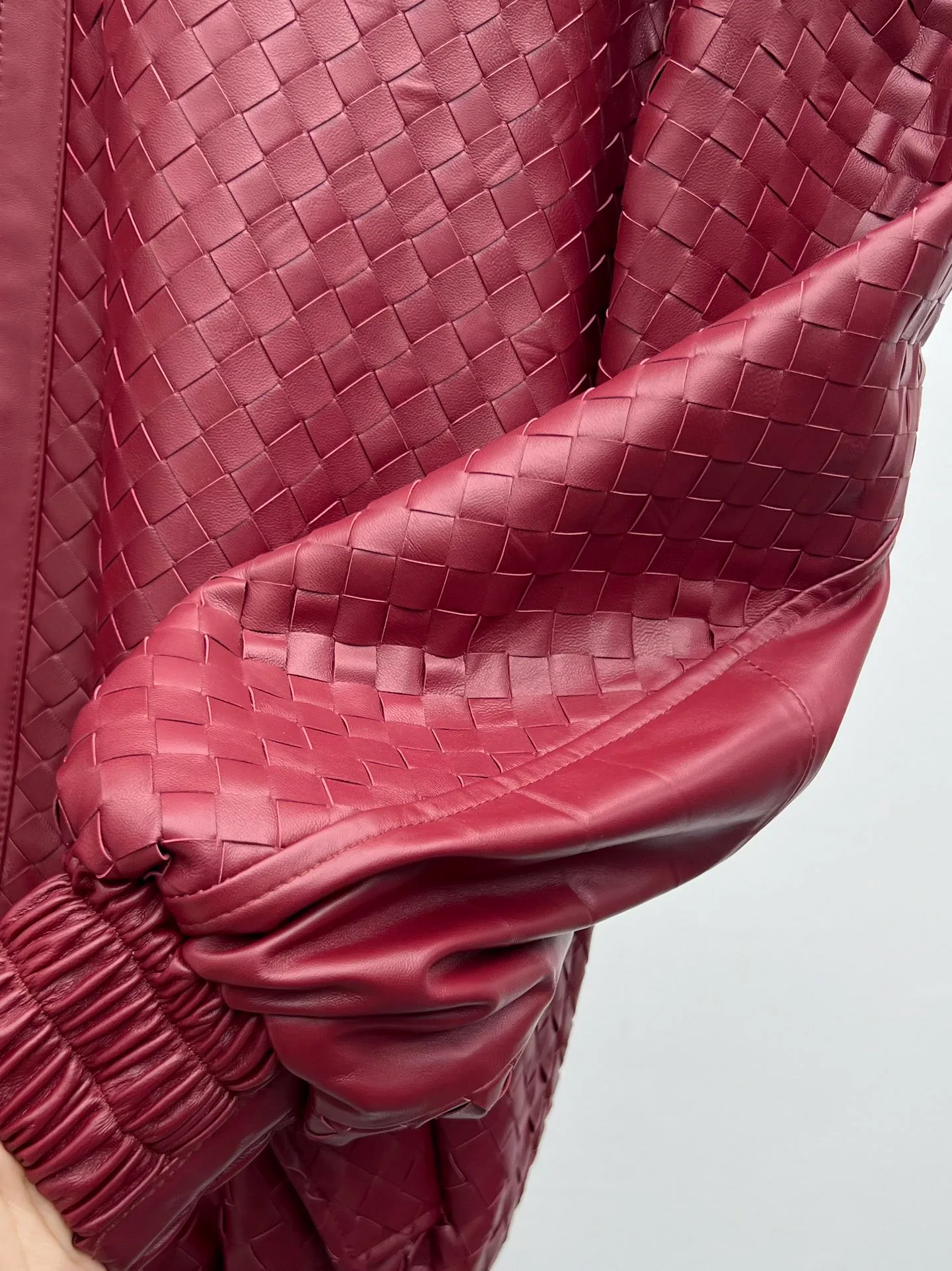 Кожаные Куртки И Дублёнки Женские Bottega Veneta 17719122