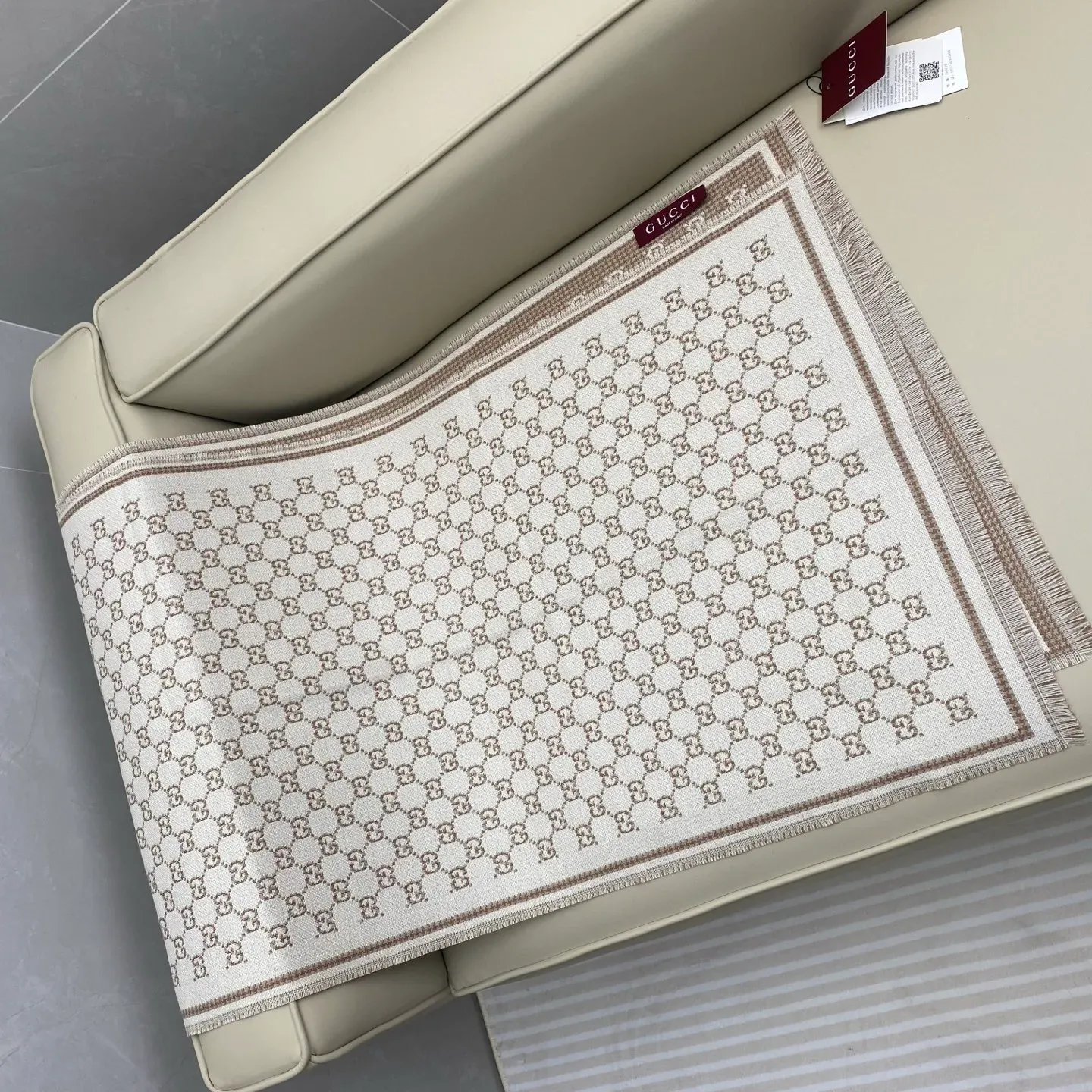 Шарфы Gucci 124012