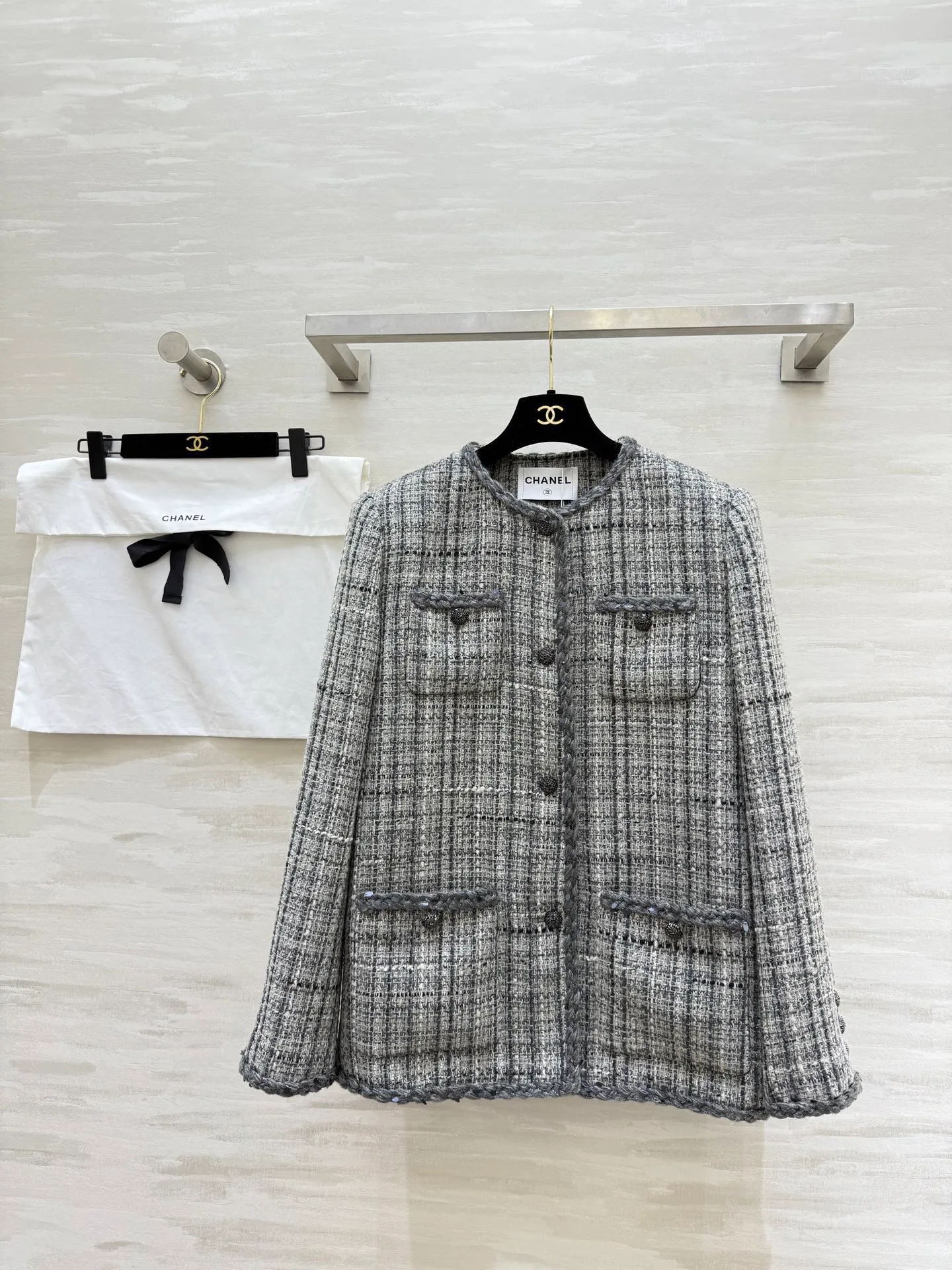Куртки И Пуховики Женские Chanel 10088689