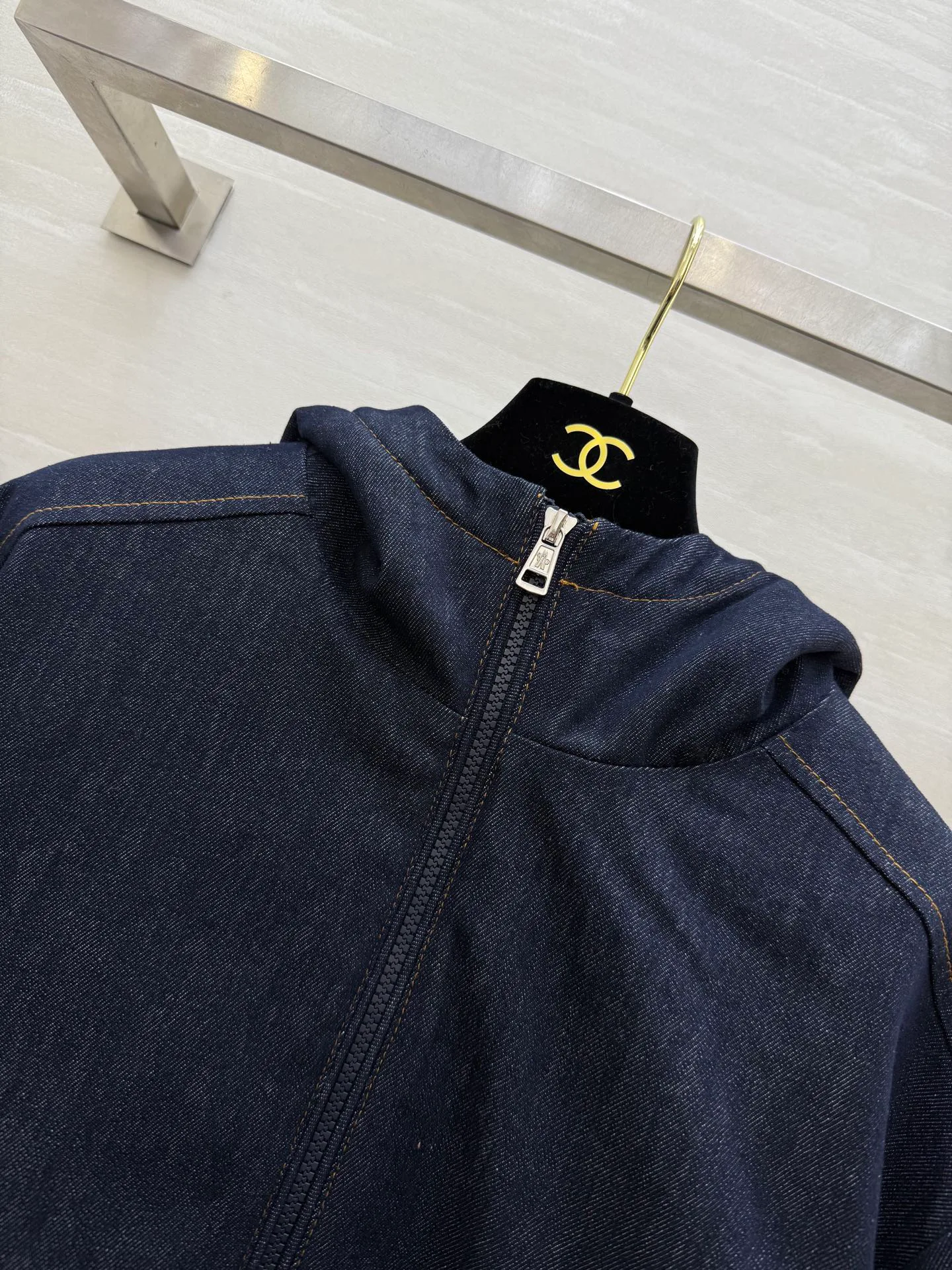 Куртки И Пуховики Женские Moncler 600352