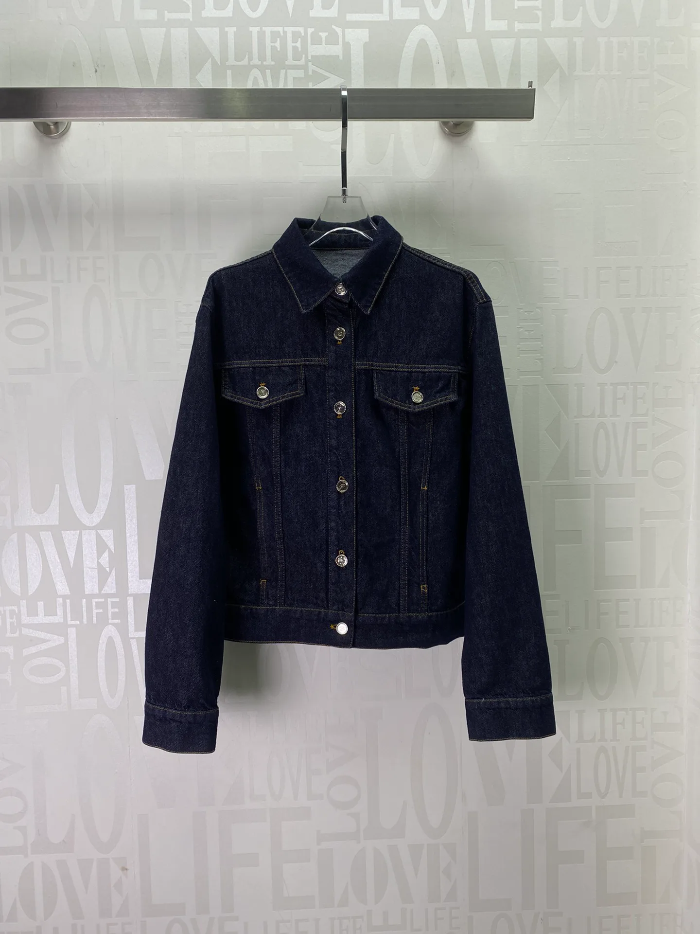 Куртки И Пуховики Женские Chanel 950617