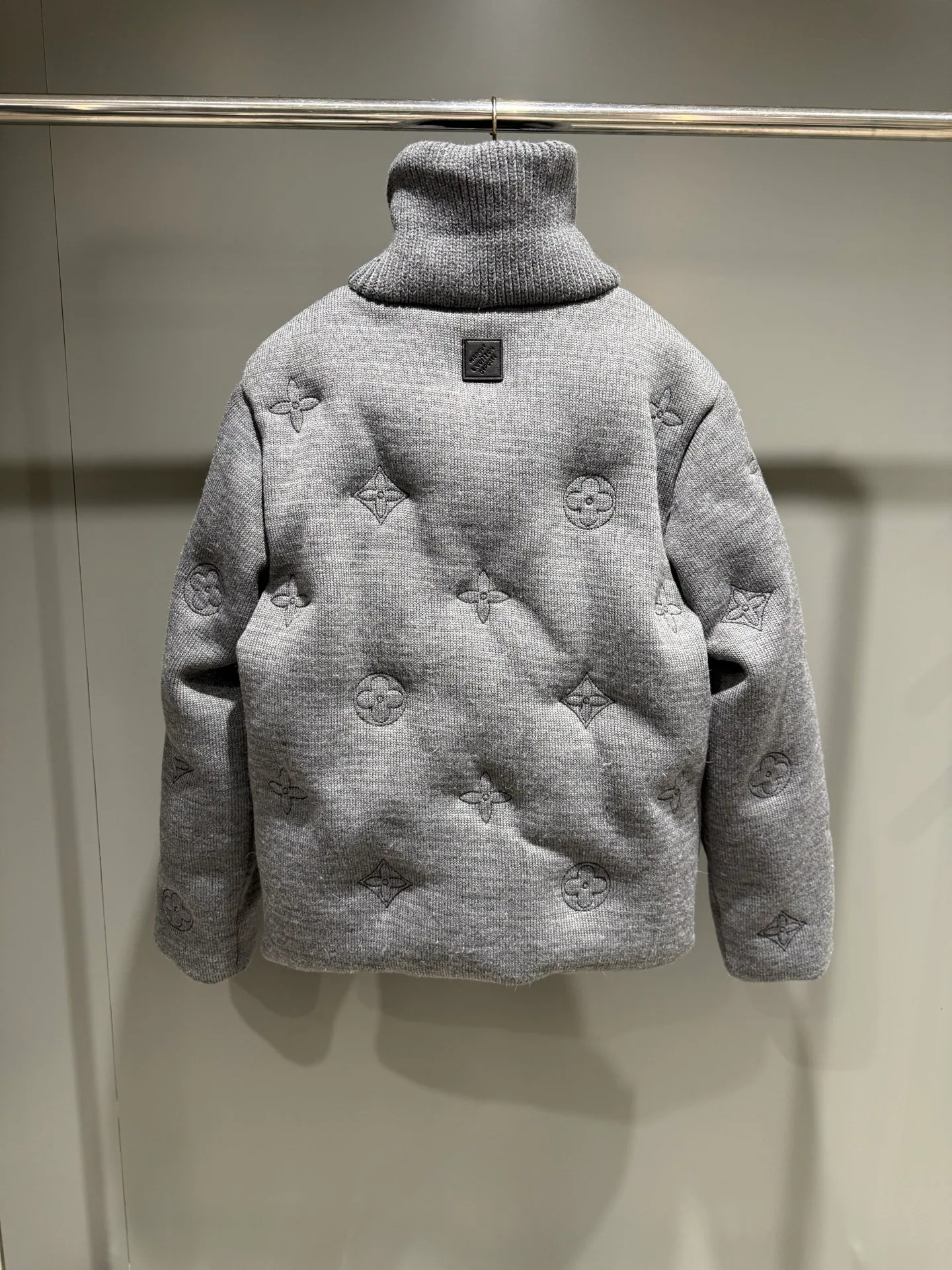 Куртки И Пуховики Мужские Louis Vuitton 1858626