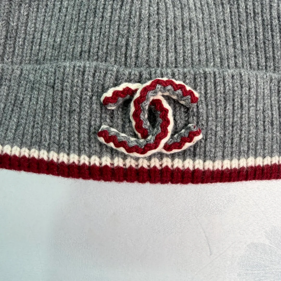 Головные Уборы Chanel 17734650