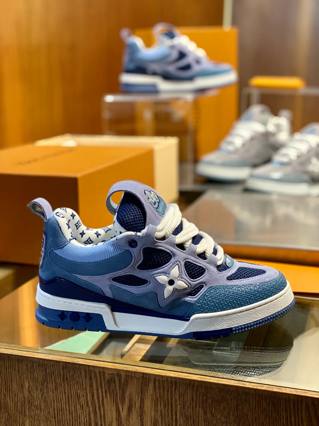 Кроссовки Женские Louis Vuitton 499618