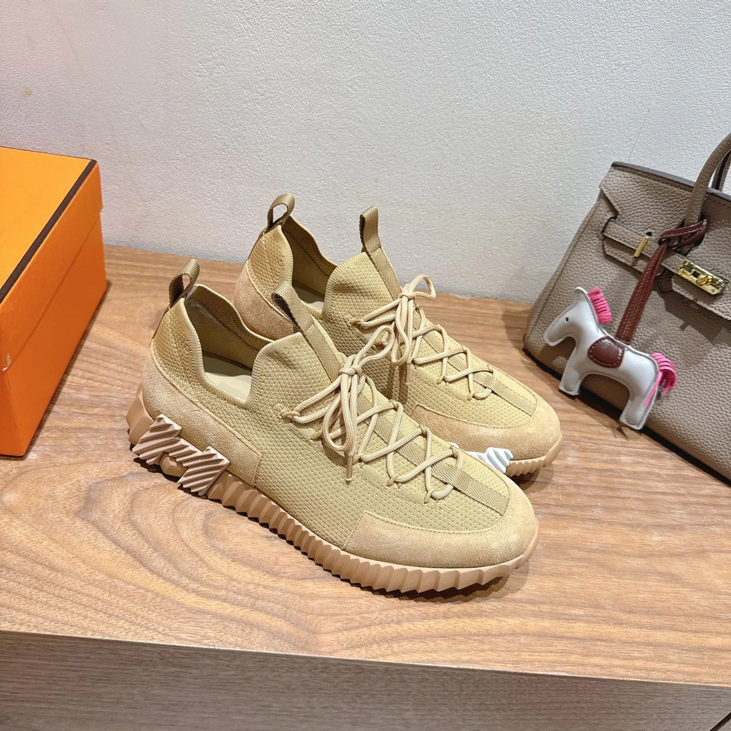 Кроссовки Женские Hermes 4852684