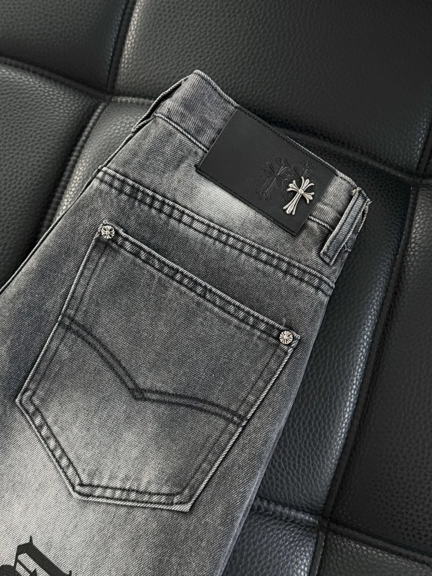 Джинсы Женские Chrome Hearts 11701320
