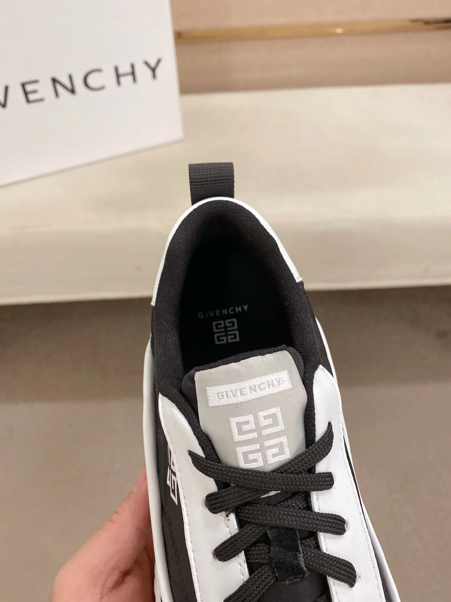 Кроссовки Мужские Givenchy 53711