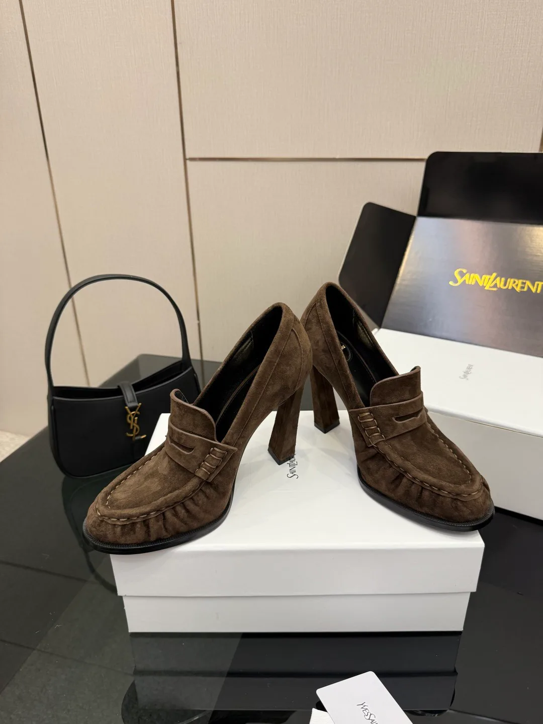 Туфли Женские Saint Laurent 1091950