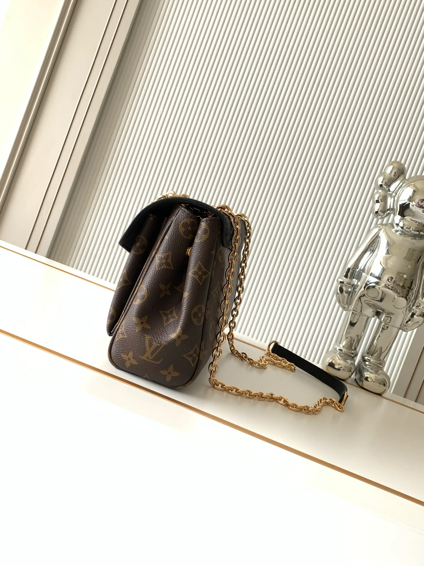 Классические Сумки Женские Louis Vuitton 13394423