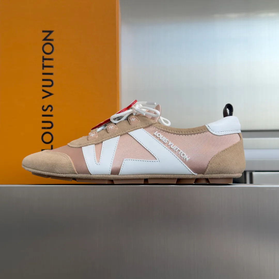 Кроссовки Женские Louis Vuitton 10211804
