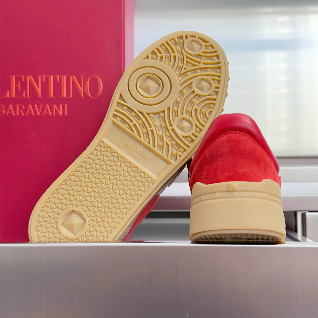 Кроссовки Женские Valentino 19175900