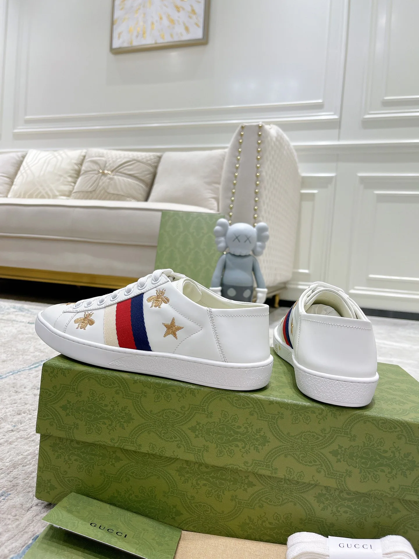 Кроссовки Женские Gucci 17620406