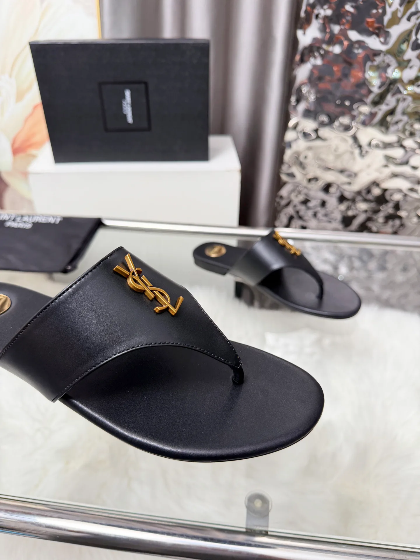 Шлепанцы Женские Saint Laurent 17467458