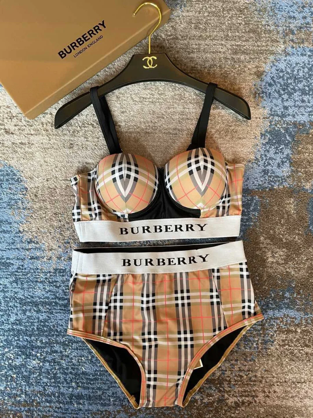 Купальники Женские Burberry 19423818