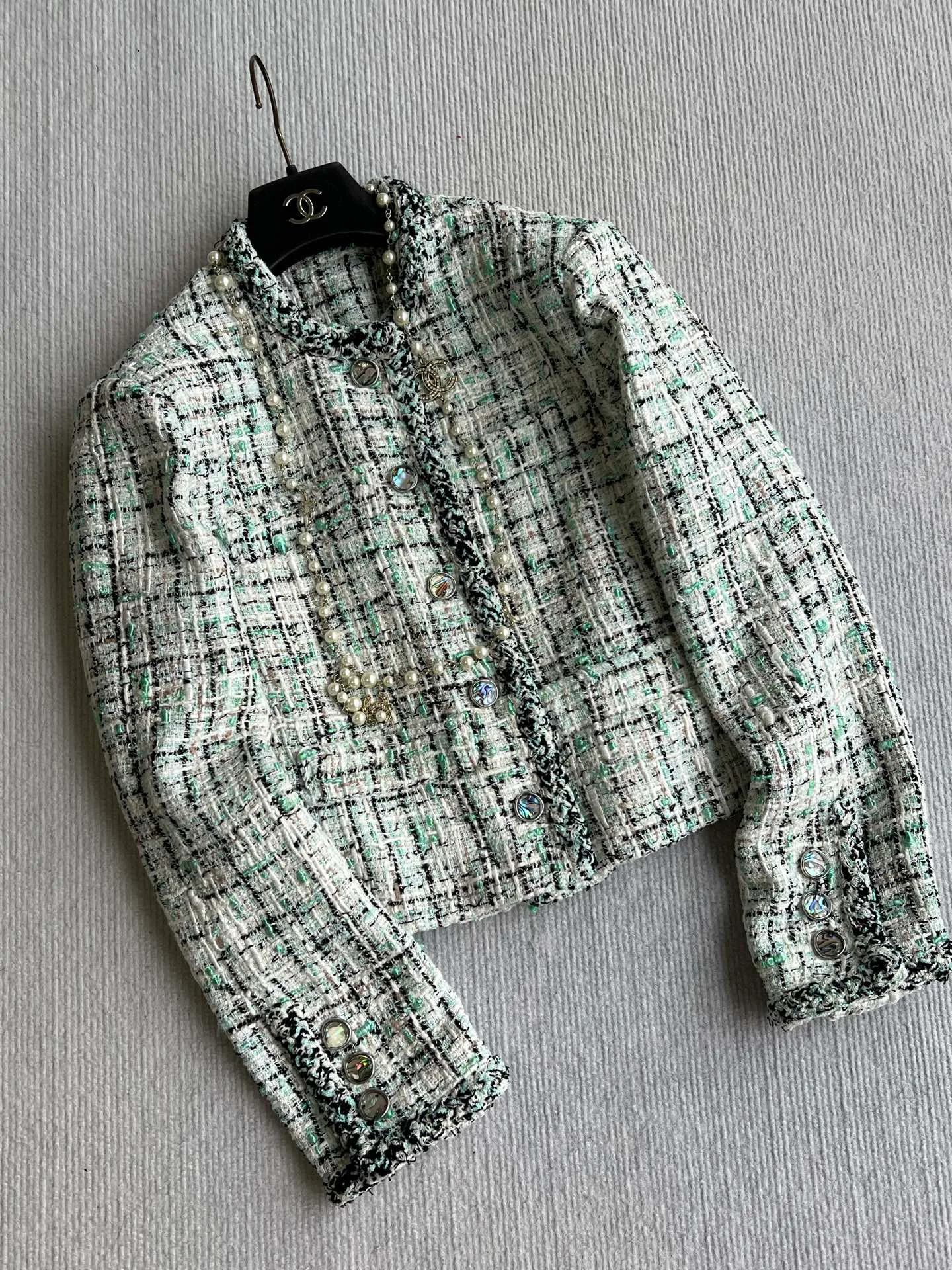 Жакеты Женские Chanel 17633556