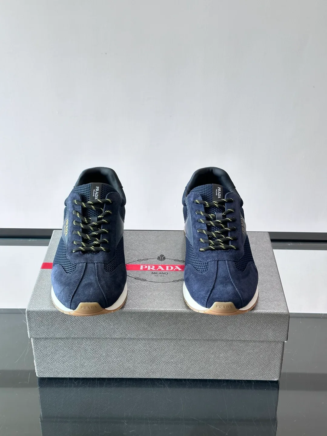 Кроссовки Женские Prada 17349516