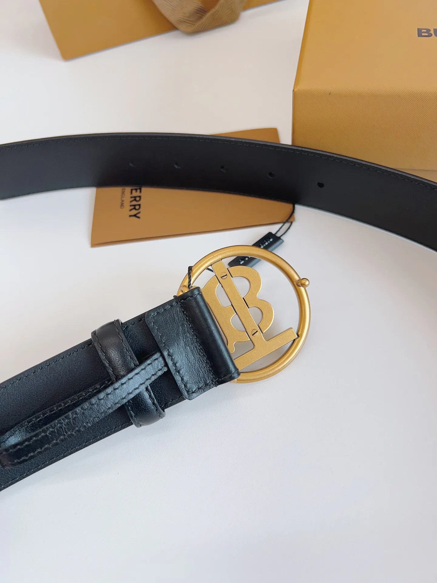 Ремни Burberry 15298