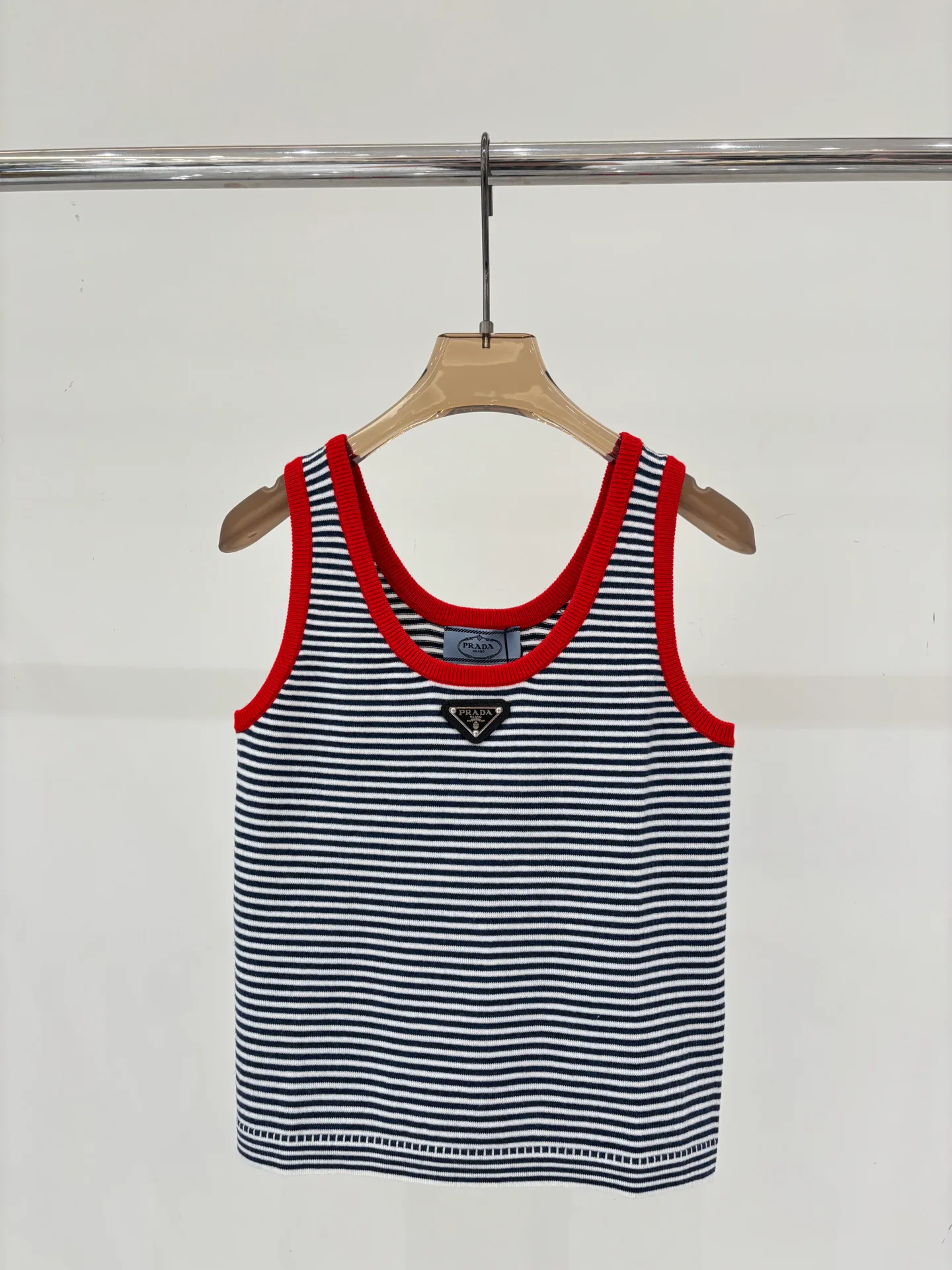 Жилеты Женские Prada 11893937