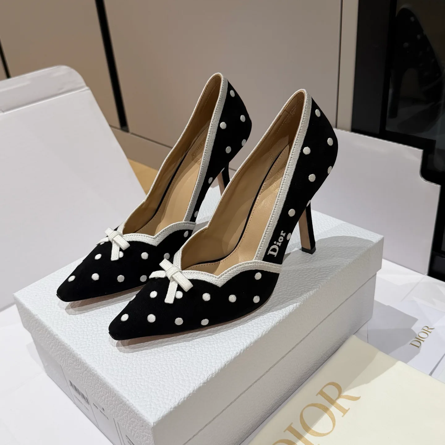 Туфли Женские Christian Dior 18121681