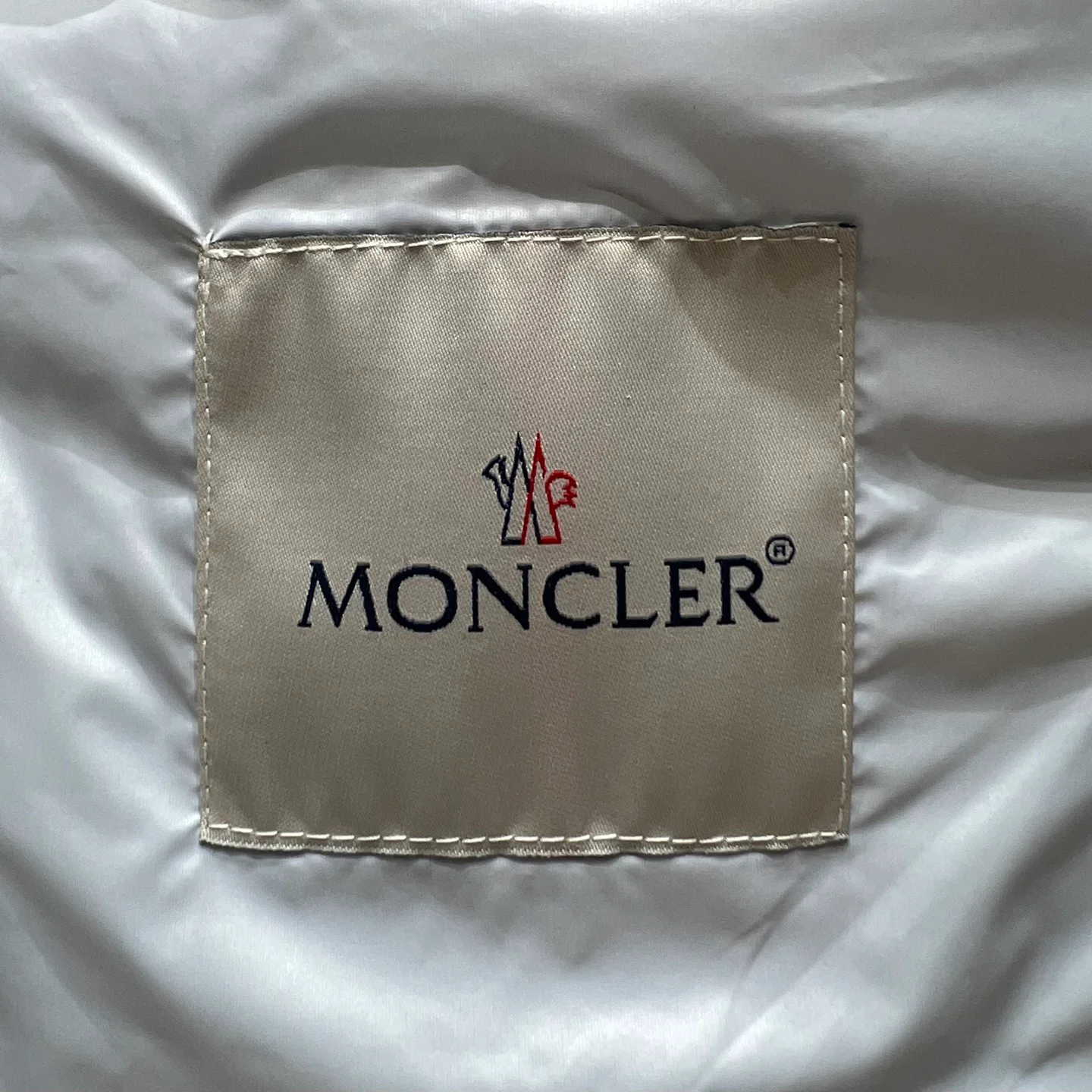 Жилеты Женские Moncler 18110908