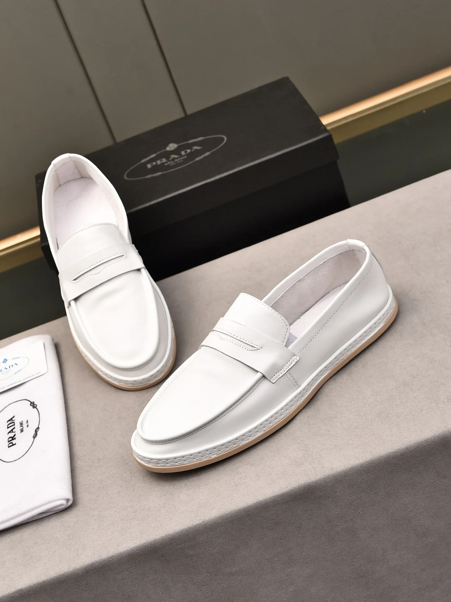 Туфли Женские Prada 11703754