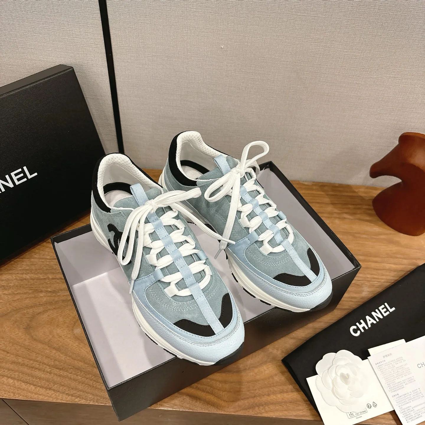 Кроссовки Женские Chanel 348740