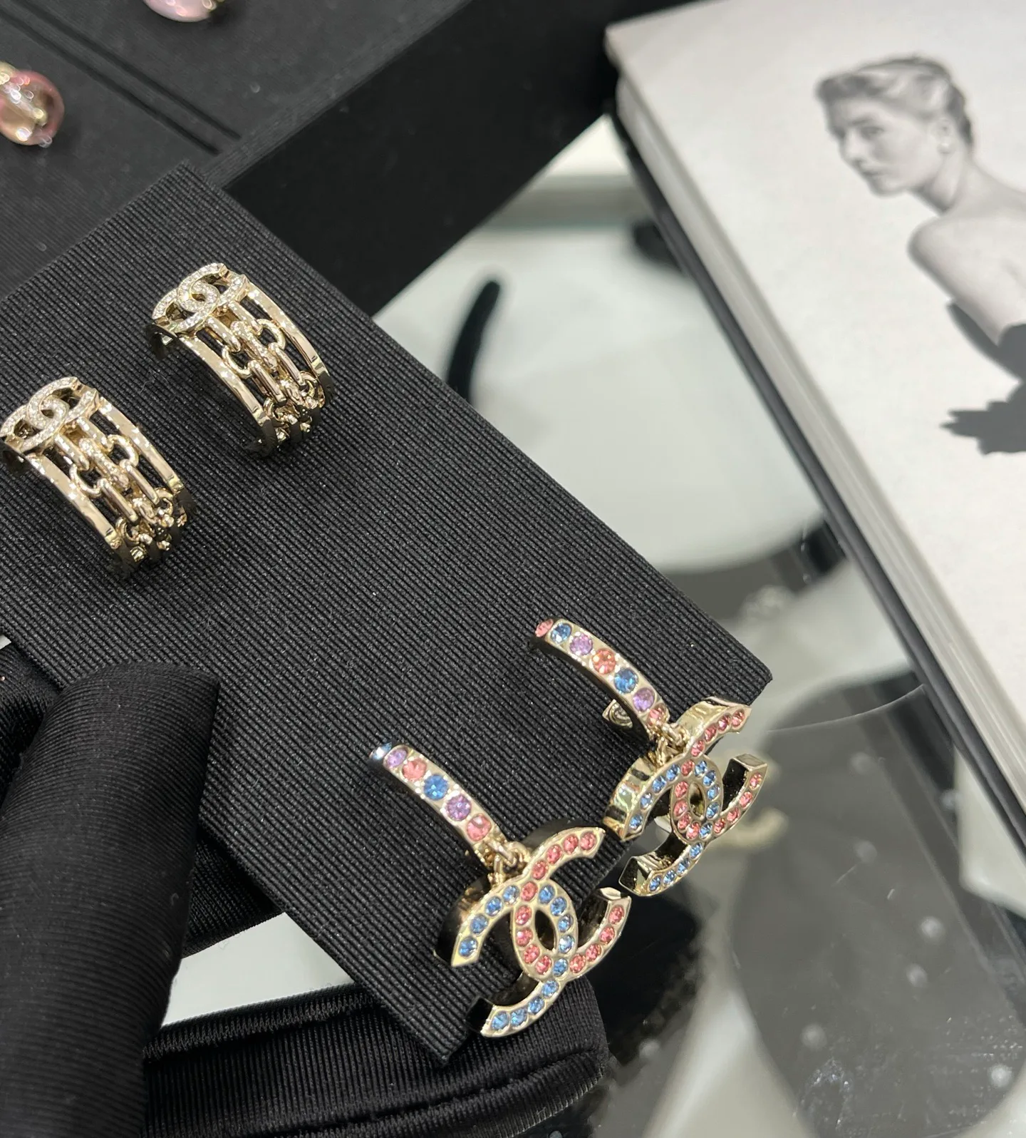 Бижутерия Chanel 1301155